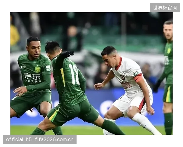 赛季初的大规模罚分深刻影响了争冠和保级格局，为成都蓉城等队创造了机会。